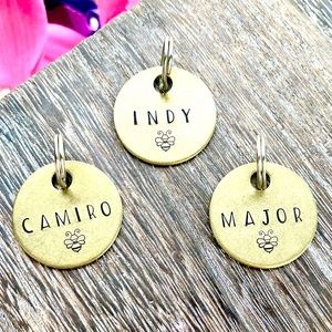 Bee Name Tags - Bee Tag - Bee Gift - Personalized Gifts - Dog ID Tag - Purse Tag